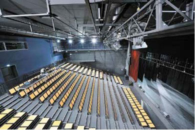 3. L’Imaginaire à Douchy-les-Mines - Grande salle (niveau + 1) - Photo © Patrice Morel