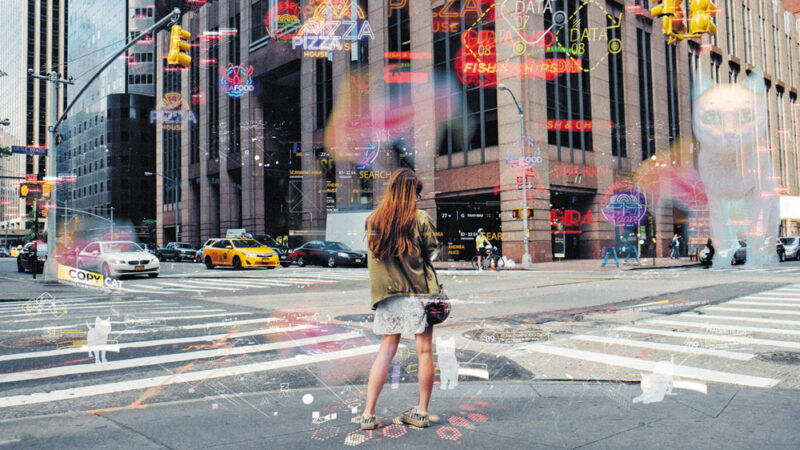 M.O.A. (My own assistant) - Photo © Charles Ayats / Red Corner