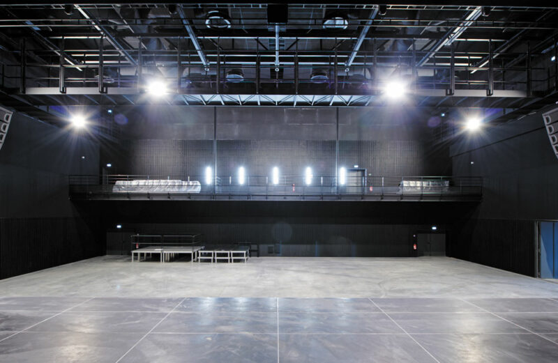 Grande scène, vue générale