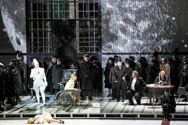 Hamlet, acte 5 - Photo © Bernd Uhlig