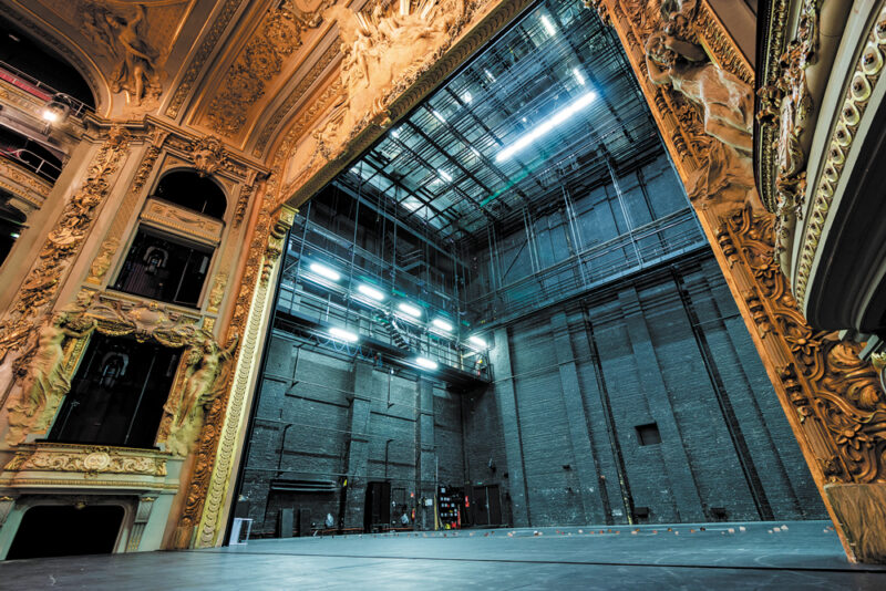 Cadre de scène, Opéra de Lille - Photo © J.B. Cagny